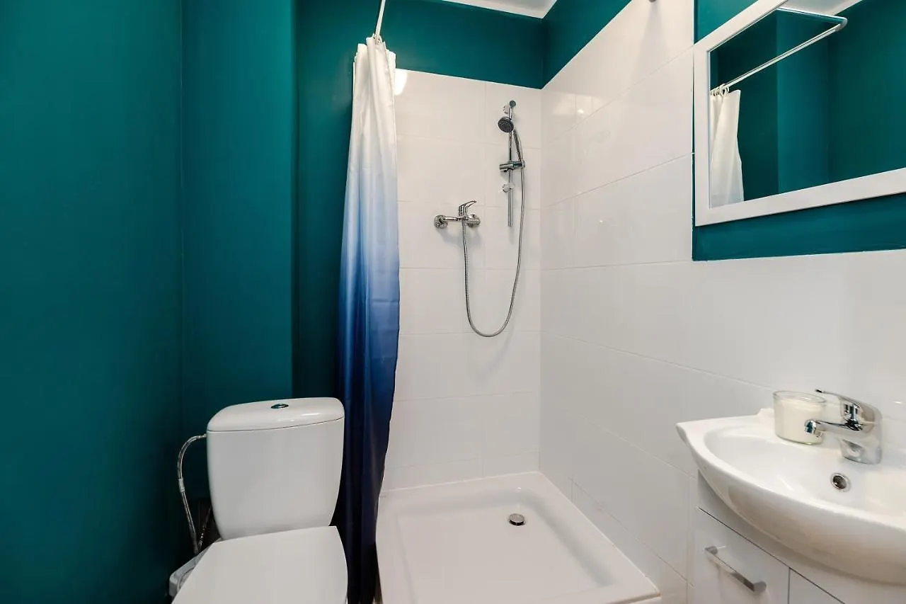 Ministudio W Hostel Solec50 By Metro Station Centrum Kopernika Elektrownia Powisle 23 Unit ワルシャワ 0*,  ポーランド