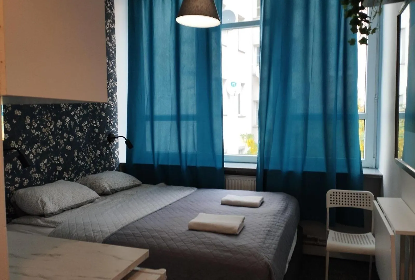 Ministudio W Hostel Solec50 By Metro Station Centrum Kopernika Elektrownia Powisle 23 Unit Warszawa Apartament